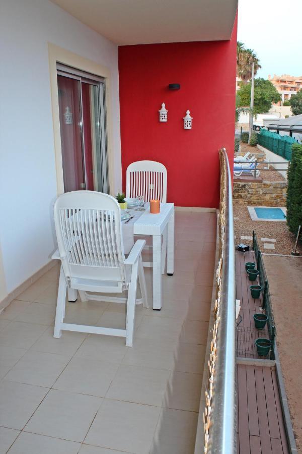 One Bedroom Apartment - Olhos De Gua - Next To The Supermarket Intermarch Olhos de Agua  Luaran gambar