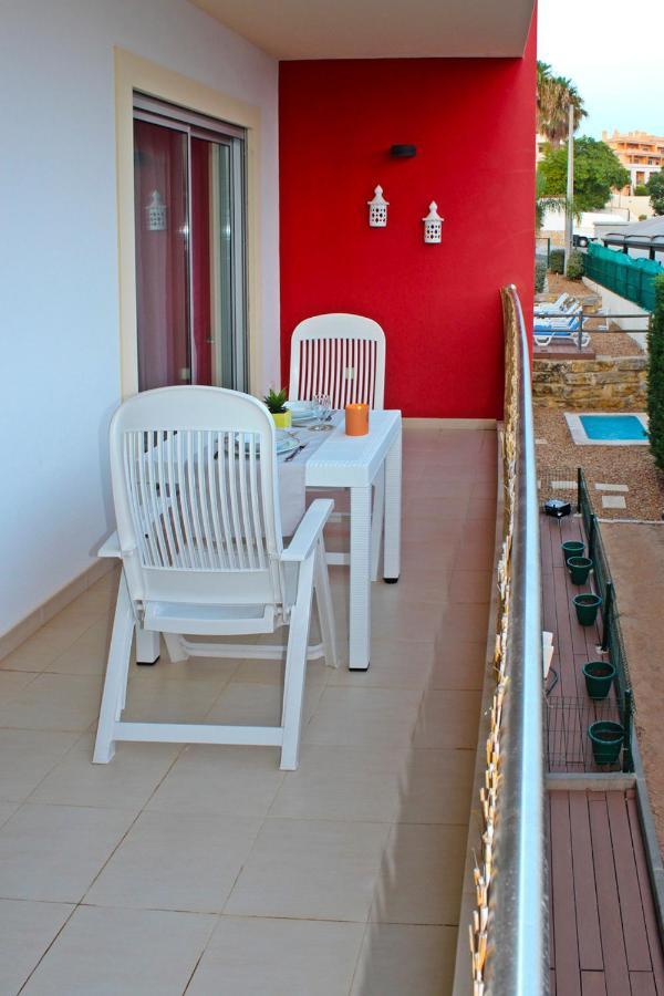 One Bedroom Apartment - Olhos De Gua - Next To The Supermarket Intermarch Olhos de Agua  Luaran gambar